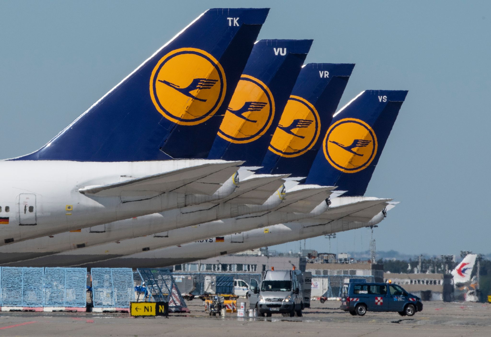 Lufthansa: Tarifverträge gekündigt – Piloten vor Entlassung?