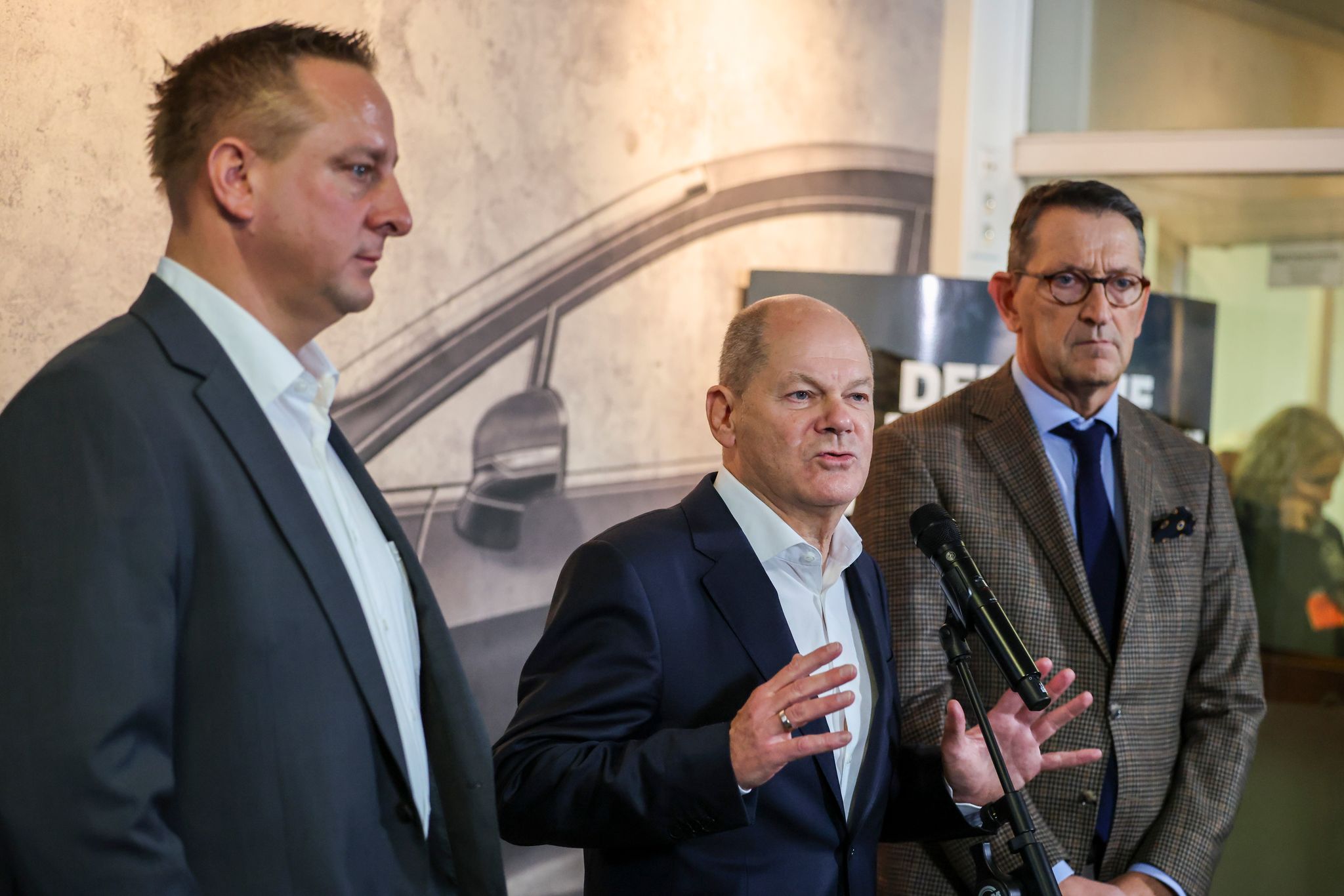 Elektroauto-Förderung? Scholz verweist auf Brüssel