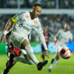 Neymar debütiert bei Santos: «Brauche mehr Spiele»