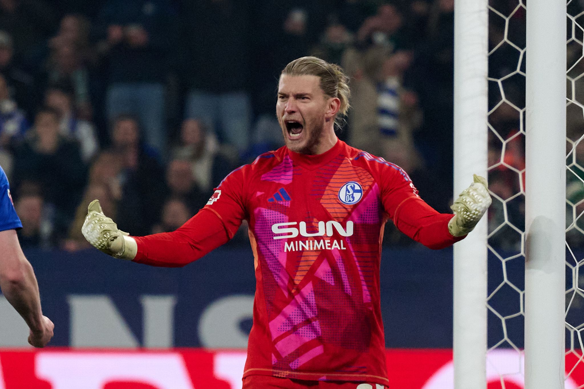 Gelungenes Karius-Debüt für S04: Später Sieg gegen Münster