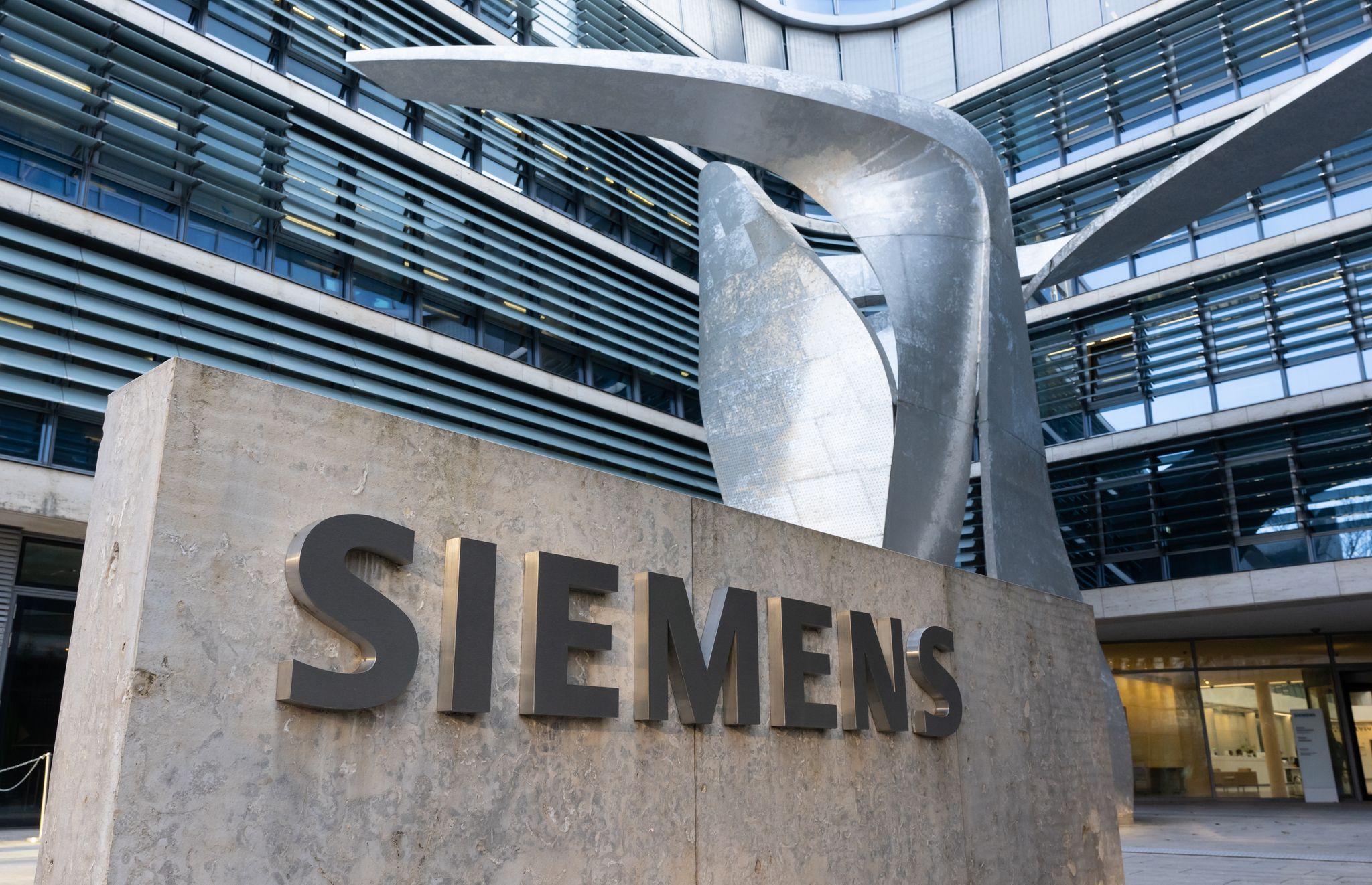 Siemens-Aktionäre meutern gegen Online-Hauptversammlung