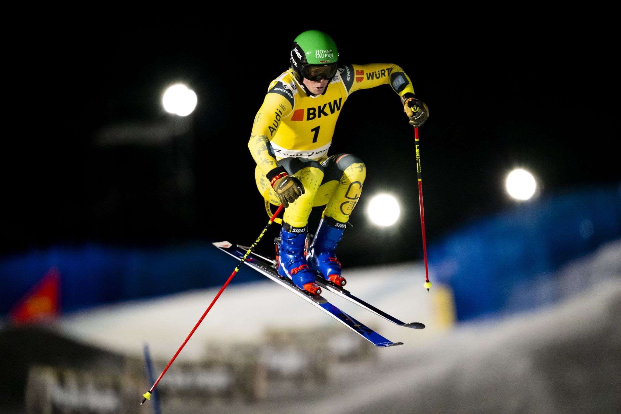 Sieg in Kanada: Skicrosser Wilmsmann in Weltcup nun vorn