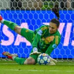 Comeback von Grohs nach Krebs-Pause: Bayern unterliegen Lyon