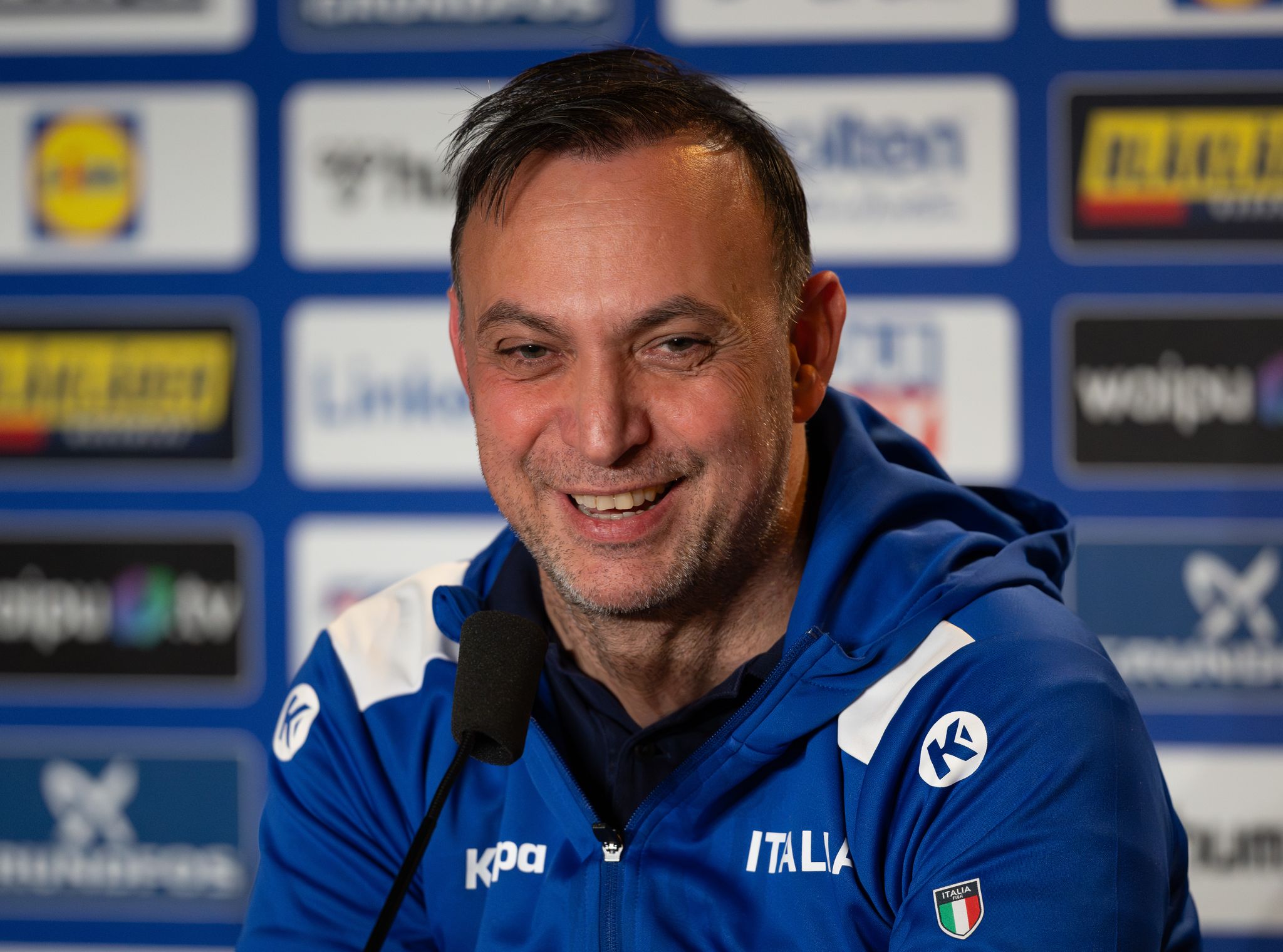 Sieg beim Debüt: Hanning gewinnt mit Italiens Handballern