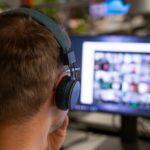 Online-Konferenzen bedeuten für viele noch immer Stress