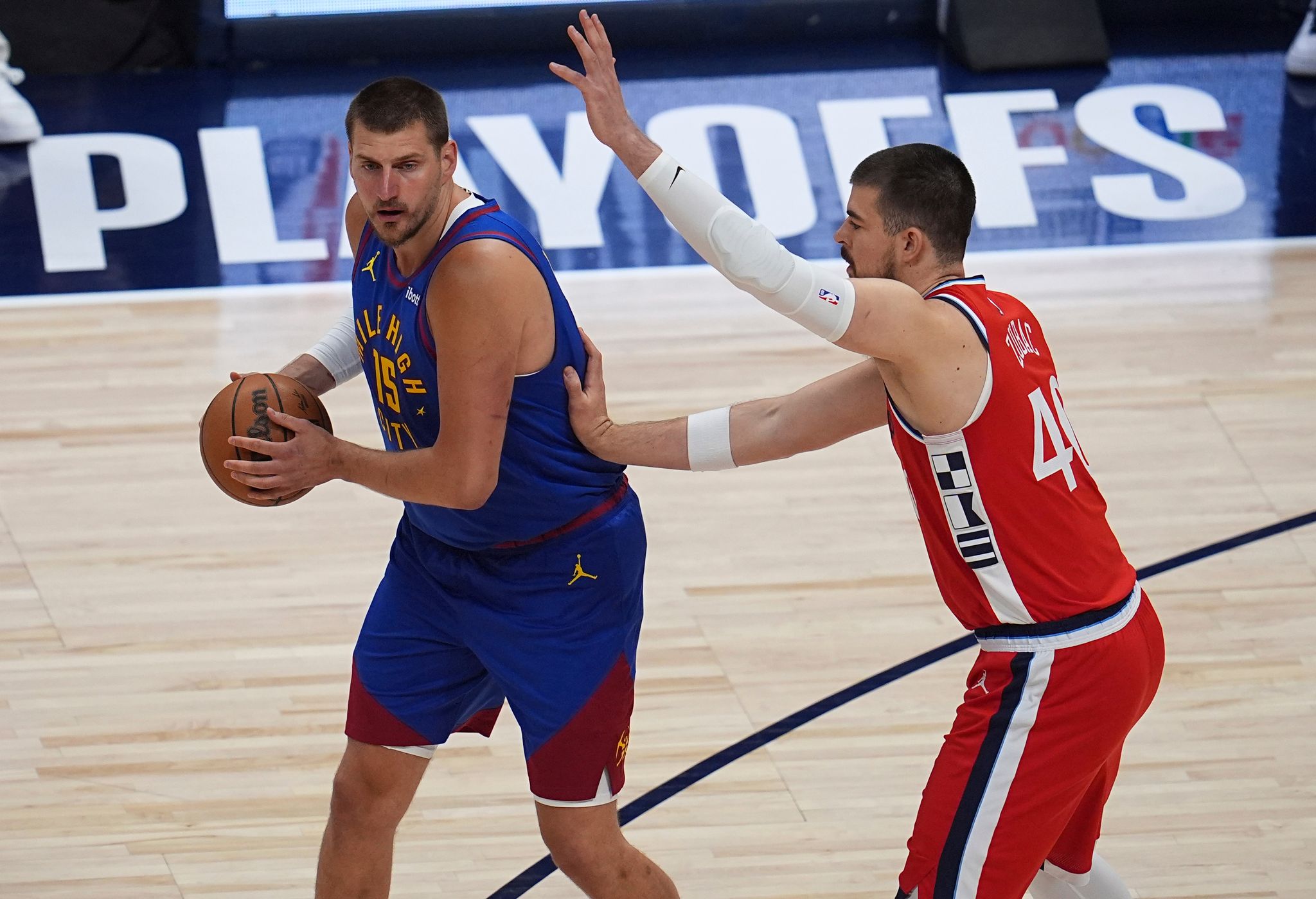 NBA: Nuggets um Jokic erreichen Playoff-Viertelfinale