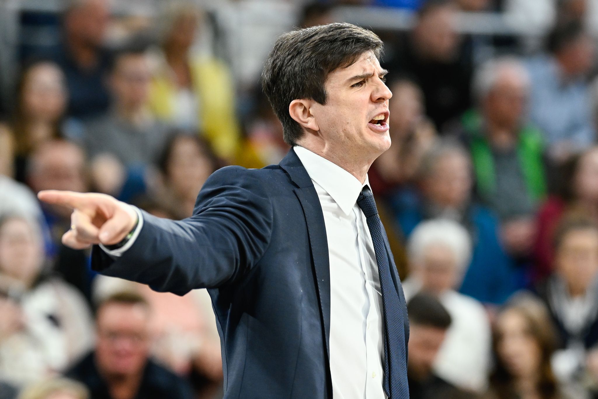 Bayern-Basketballer Erster – Alba muss in die Play-Ins