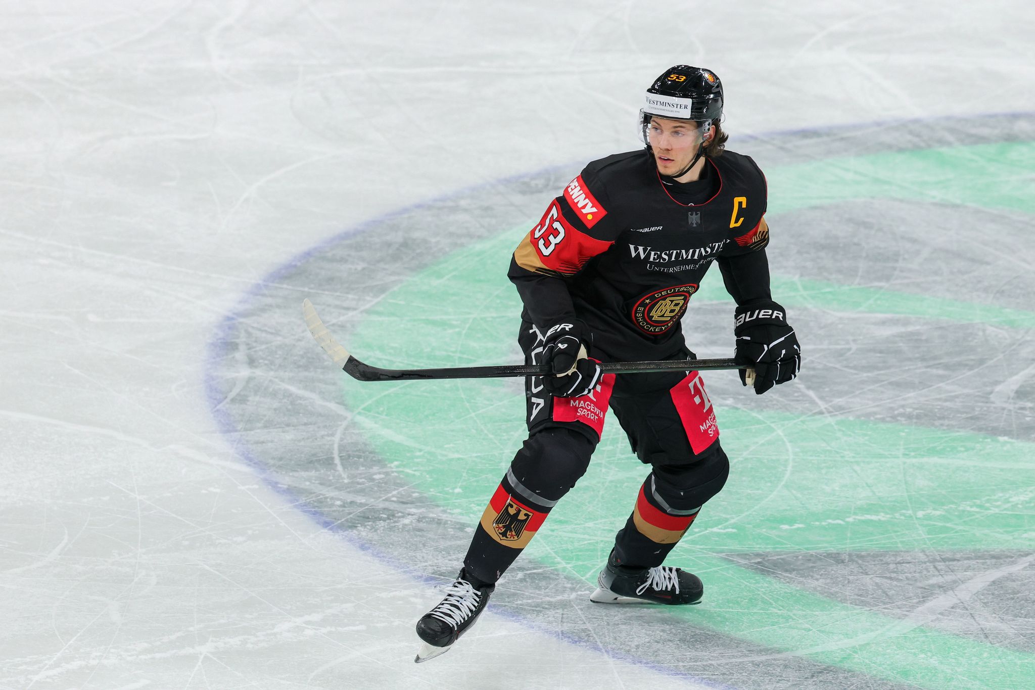 Noch ohne Stützle: NHL-Star Seider führt Deutschland an