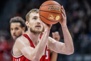 Bayern-Basketballer behaupten Tabellenführung in der BBL