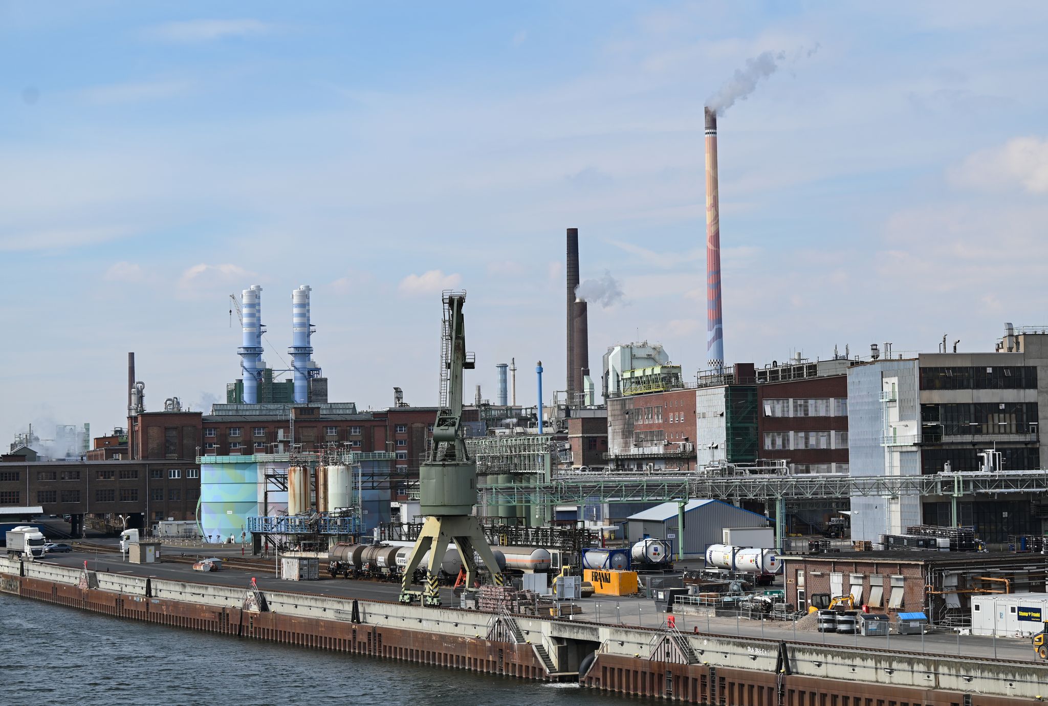 Bayer gibt Standort Frankfurt auf – 500 Jobs betroffen
