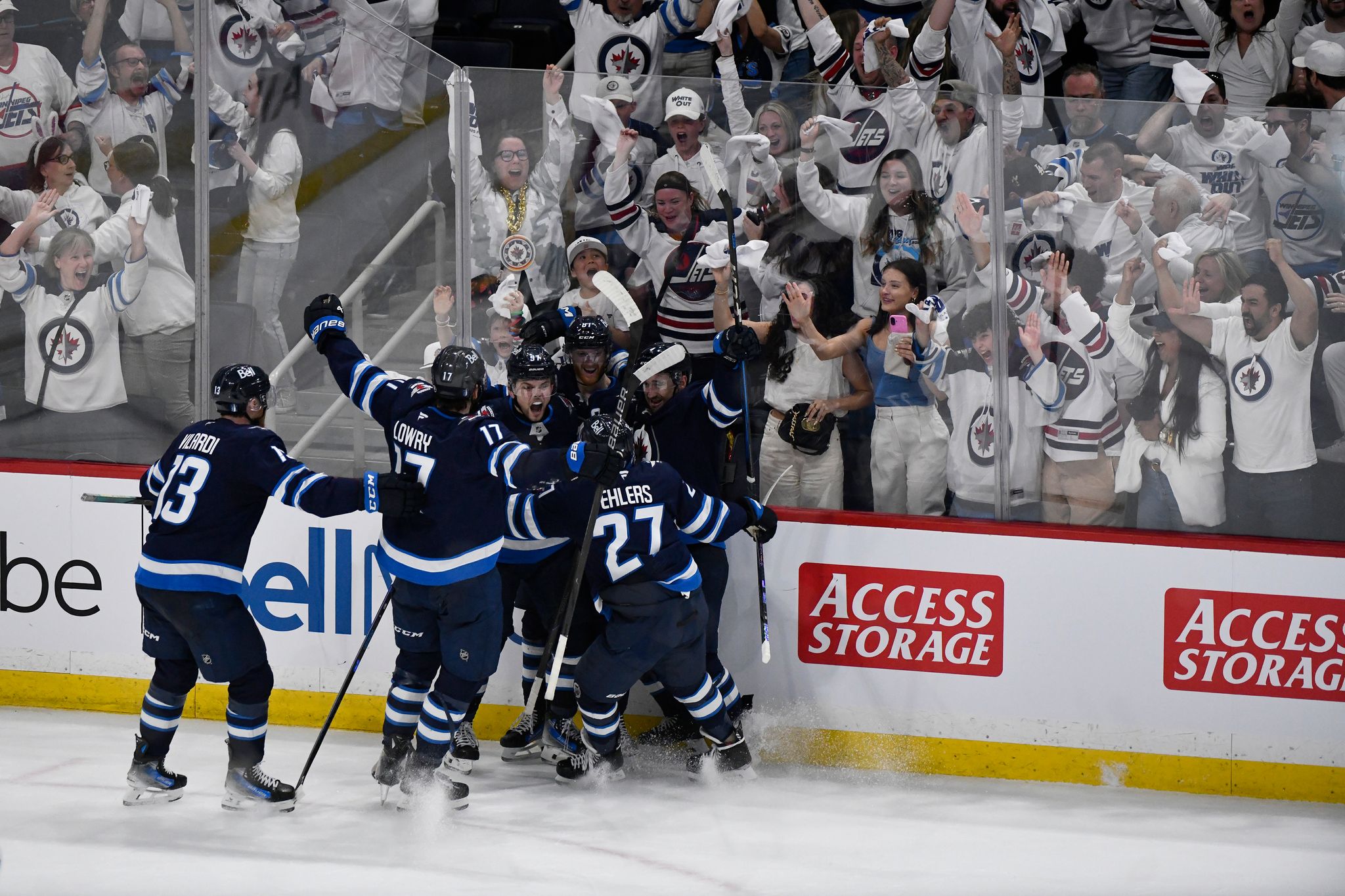 Ausgleich zwei Sekunden vor Schluss: Winnipeg in NHL weiter