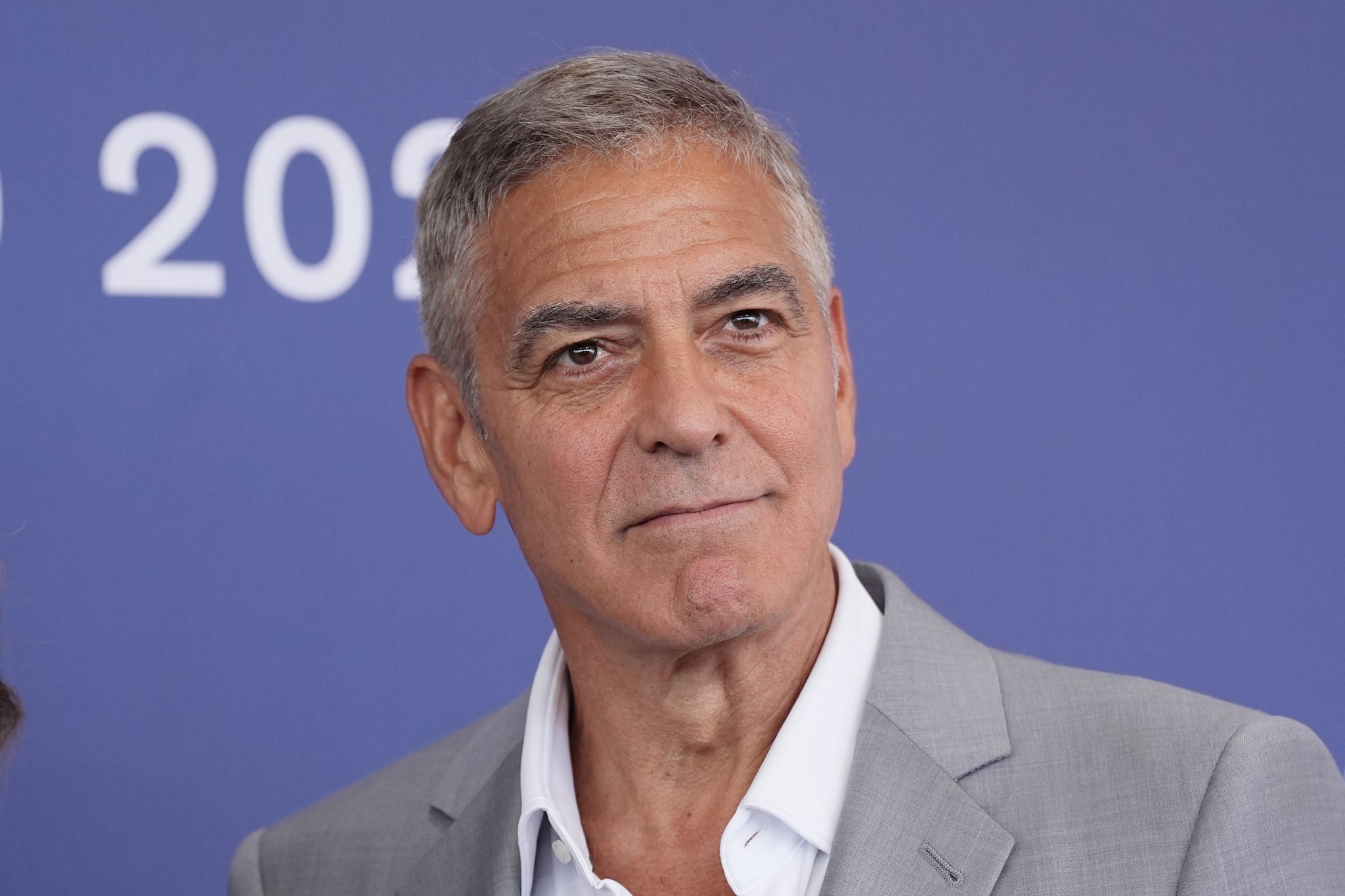 Netflix-Komödie mit George Clooney und Adam Sandler