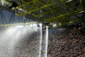EM-Stadionkletterer klagt gegen 12.000 Euro-Rechnung