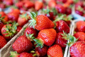 Test: Wie belastet sind Erdbeeren im Handel?