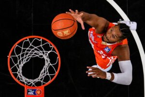 Ulmer Basketballer gehen im Halbfinale wieder in Führung
