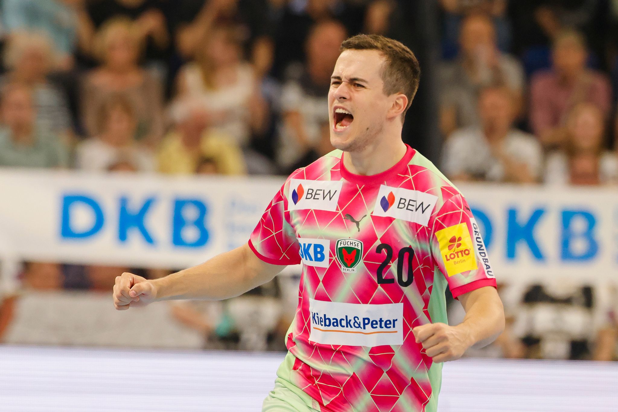 Berlin mit nächstem Kantersieg Richtung Handball-Titel