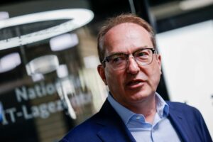 Dobrindt will mehr in Cyber-Sicherheit investieren