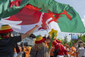 Verkehrsunfall von Teambus der EM-Fußballerinnen aus Wales