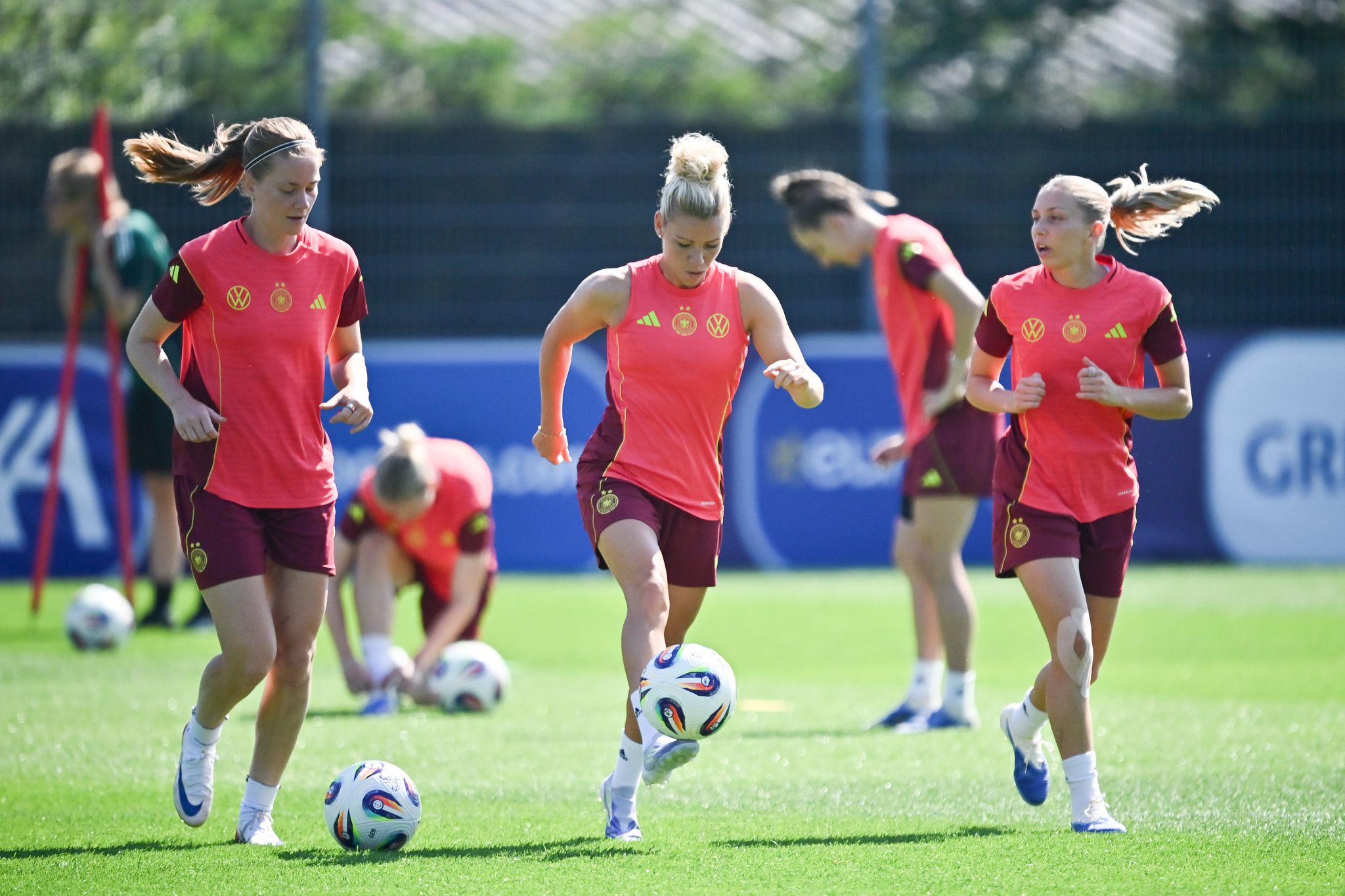 Alles angerichtet: DFB-Frauen hoffen auf mitreißende EM