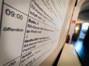 Millionenstreit Hertha gegen Ex-Chef Bobic geht weiter