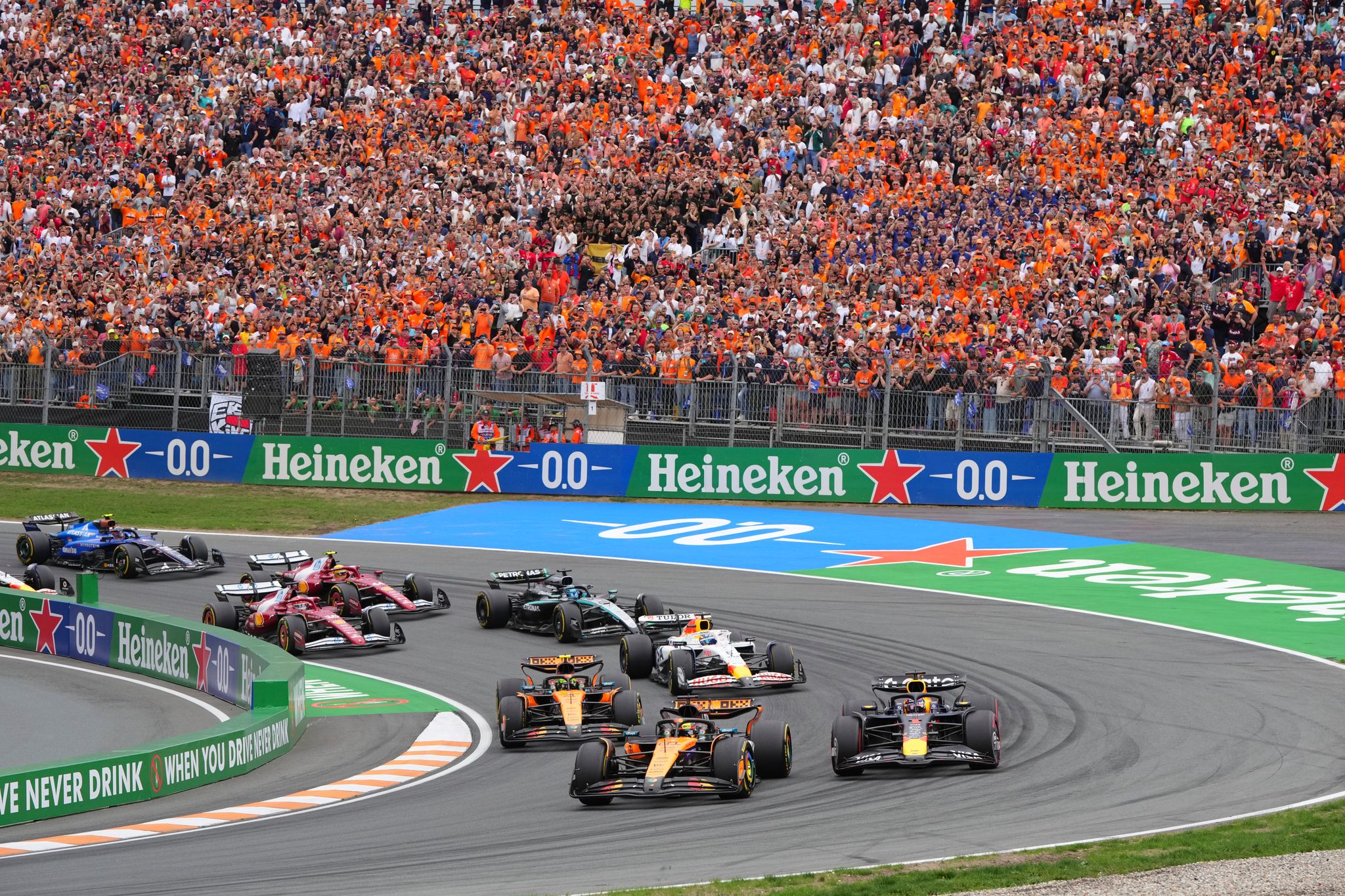 Piastri-Triumph in Zandvoorts Dünen vor Verstappen