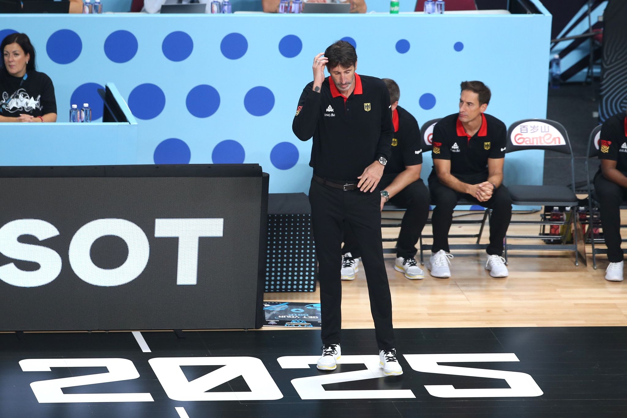 Basketball-Bundestrainer Mumbru gibt Chefposten für EM ab