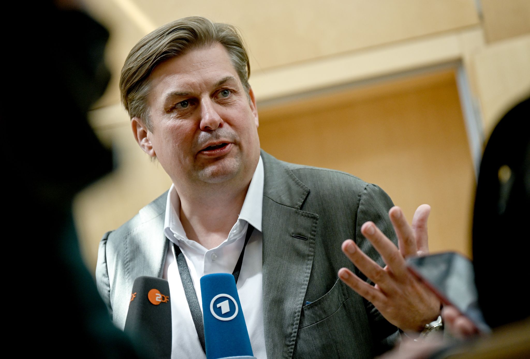 Immunität aufgehoben – Razzia bei AfD-Politiker Krah