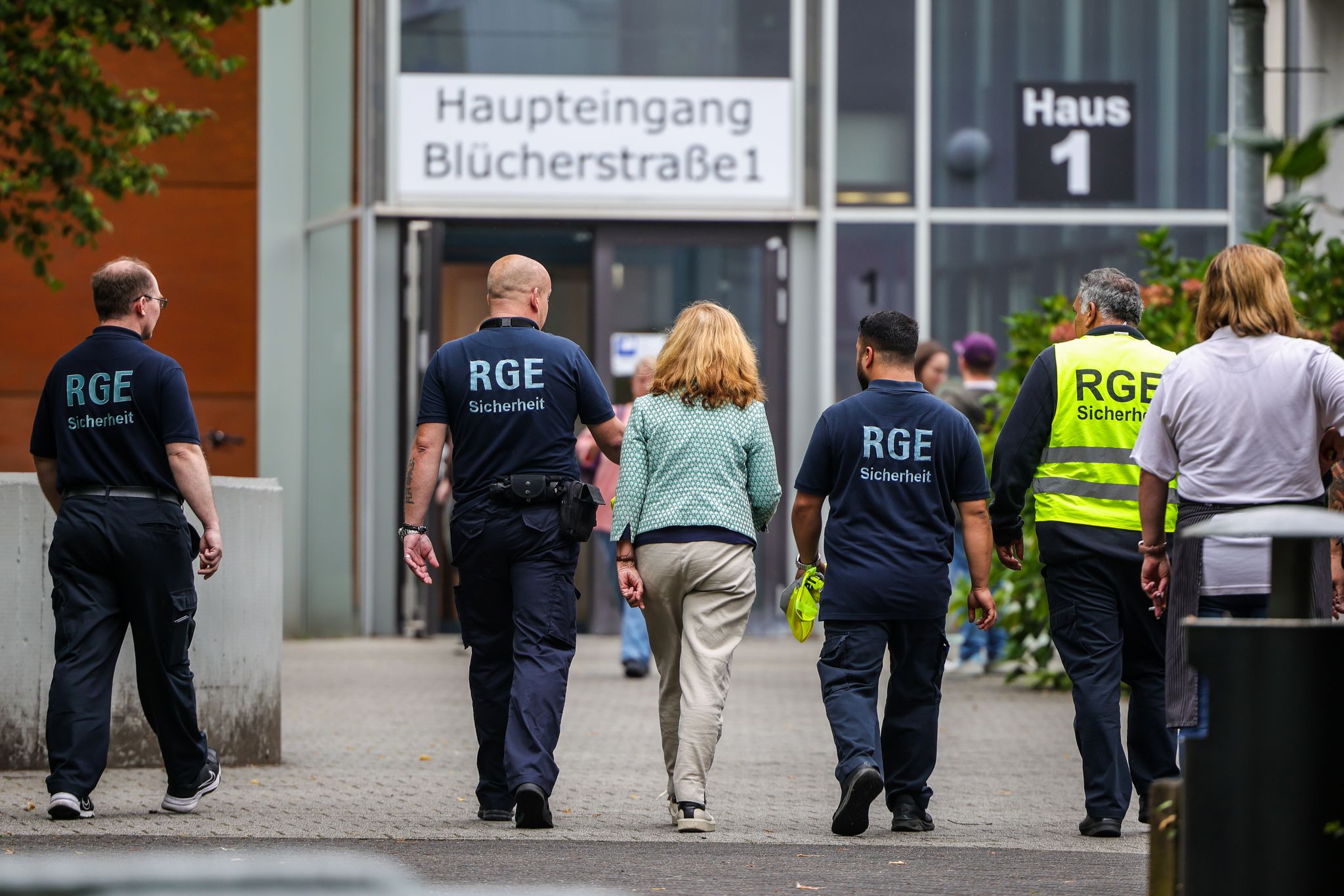 Reul: Messerangriff könnte islamistischen Hintergrund haben