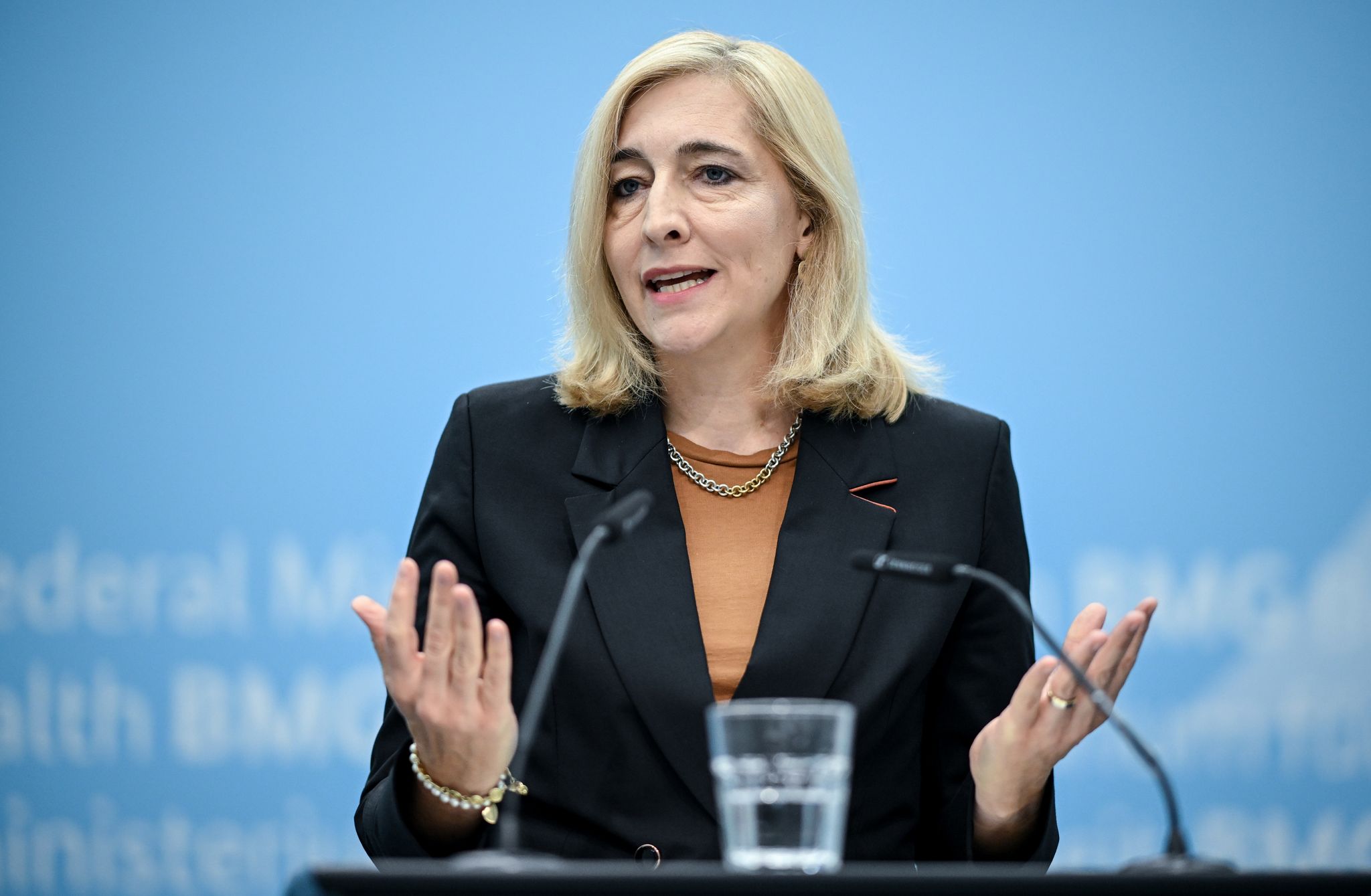 Höhere Kassenbeiträge noch nicht vom Tisch