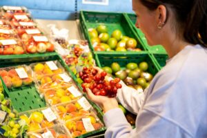 Darf ich im Supermarkt naschen? Mythen beim Einkauf im Check