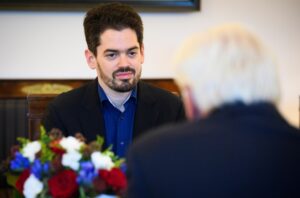 Kulturausschuss lädt Dirigenten Lahav Shani zu Gespräch ein