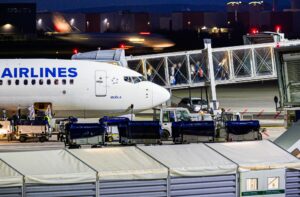 Flug mit Afghanen in Deutschland gelandet