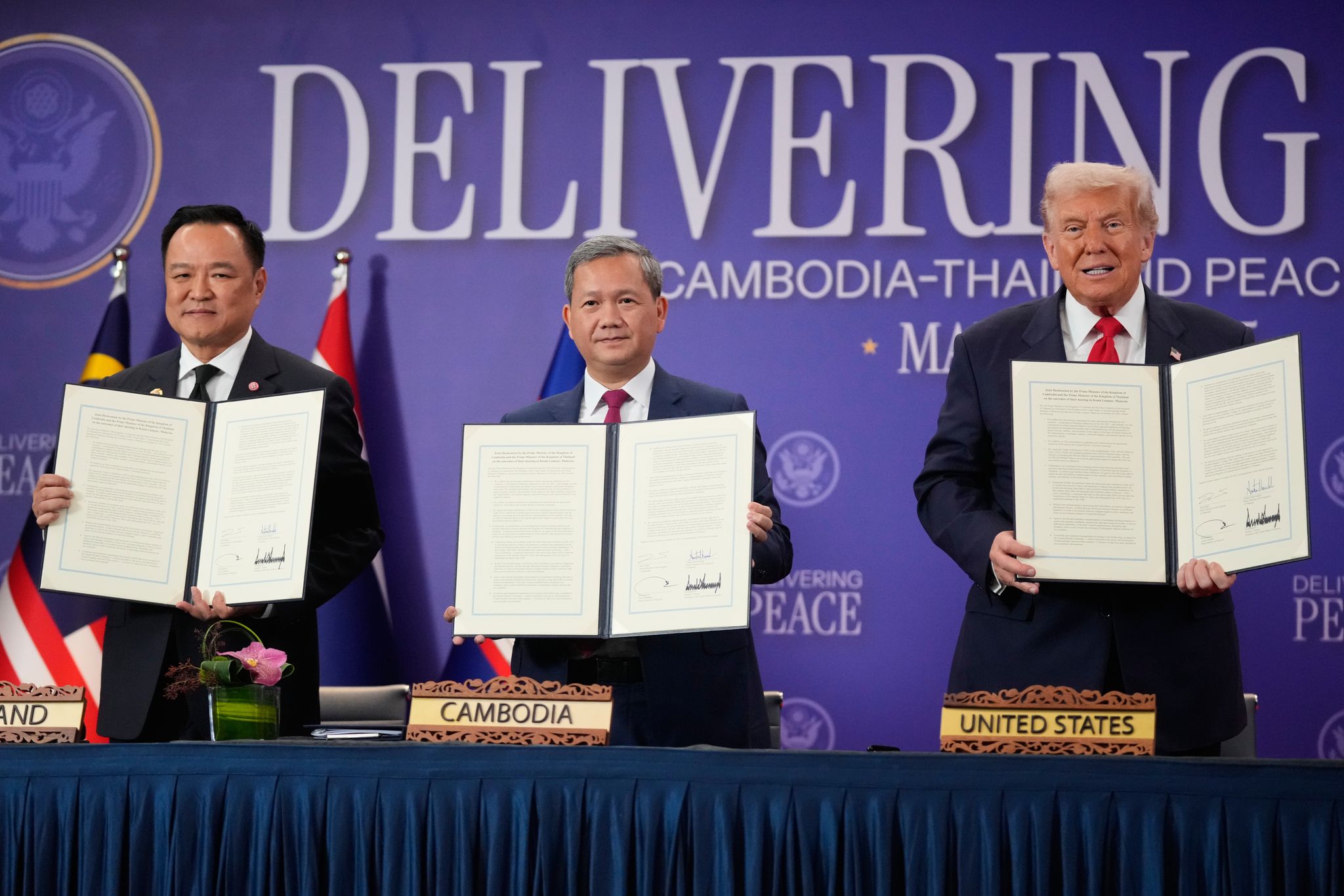 Trump in Asien: Friedensabkommen und Treffen mit Xi