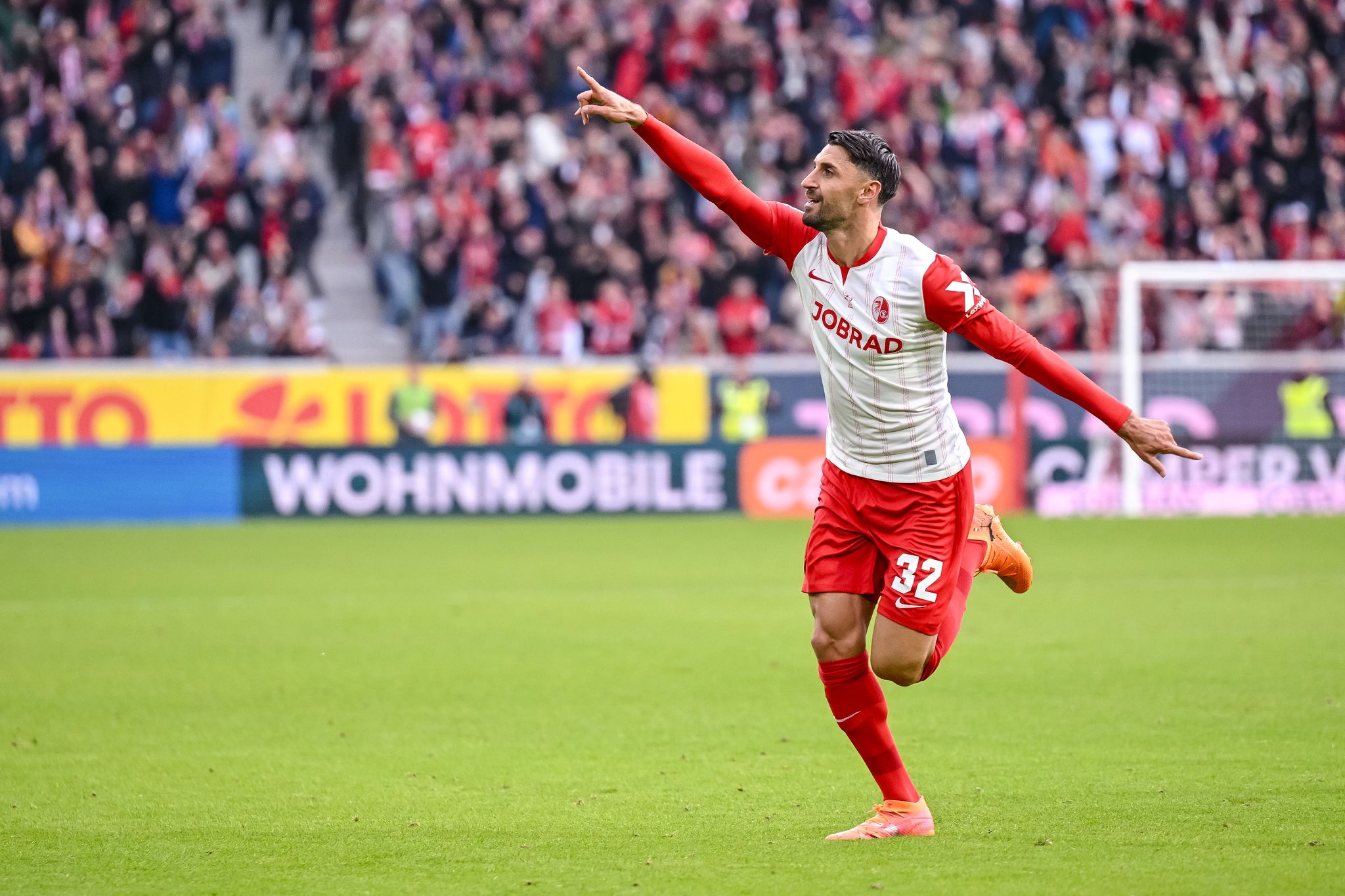 Freiburger Kunstschütze Grifo verdirbt Eintracht den Abend