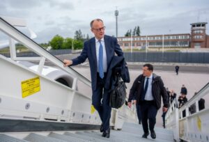 Auf nach Afrika: Die bisher längste Reise des Kanzlers