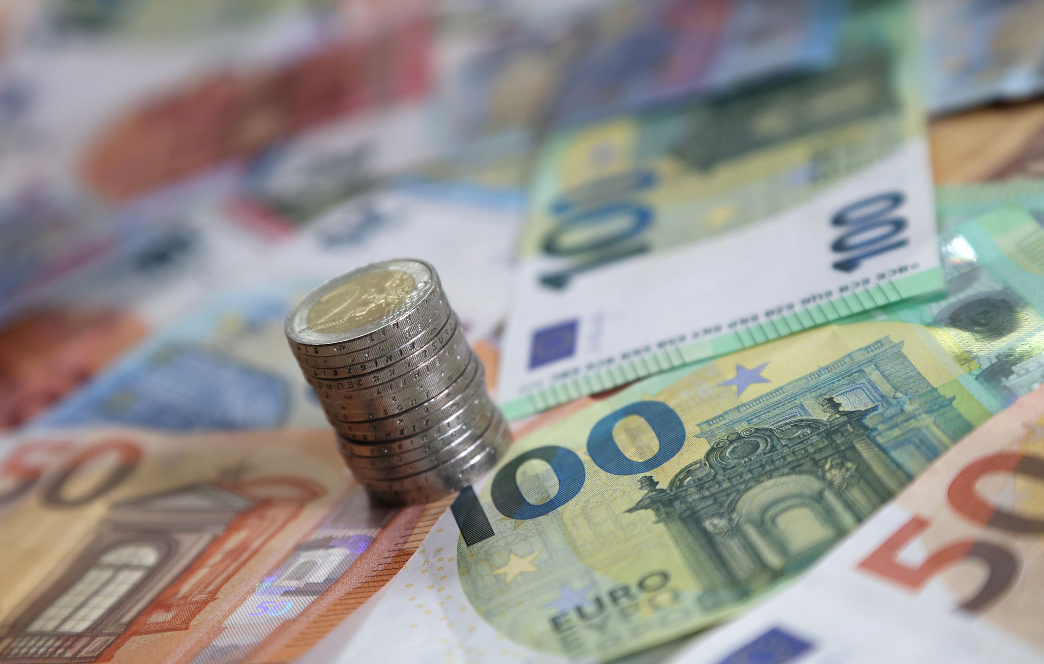 Steuer, Deutschlandticket, Wehrdienst – was sich 2026 ändert