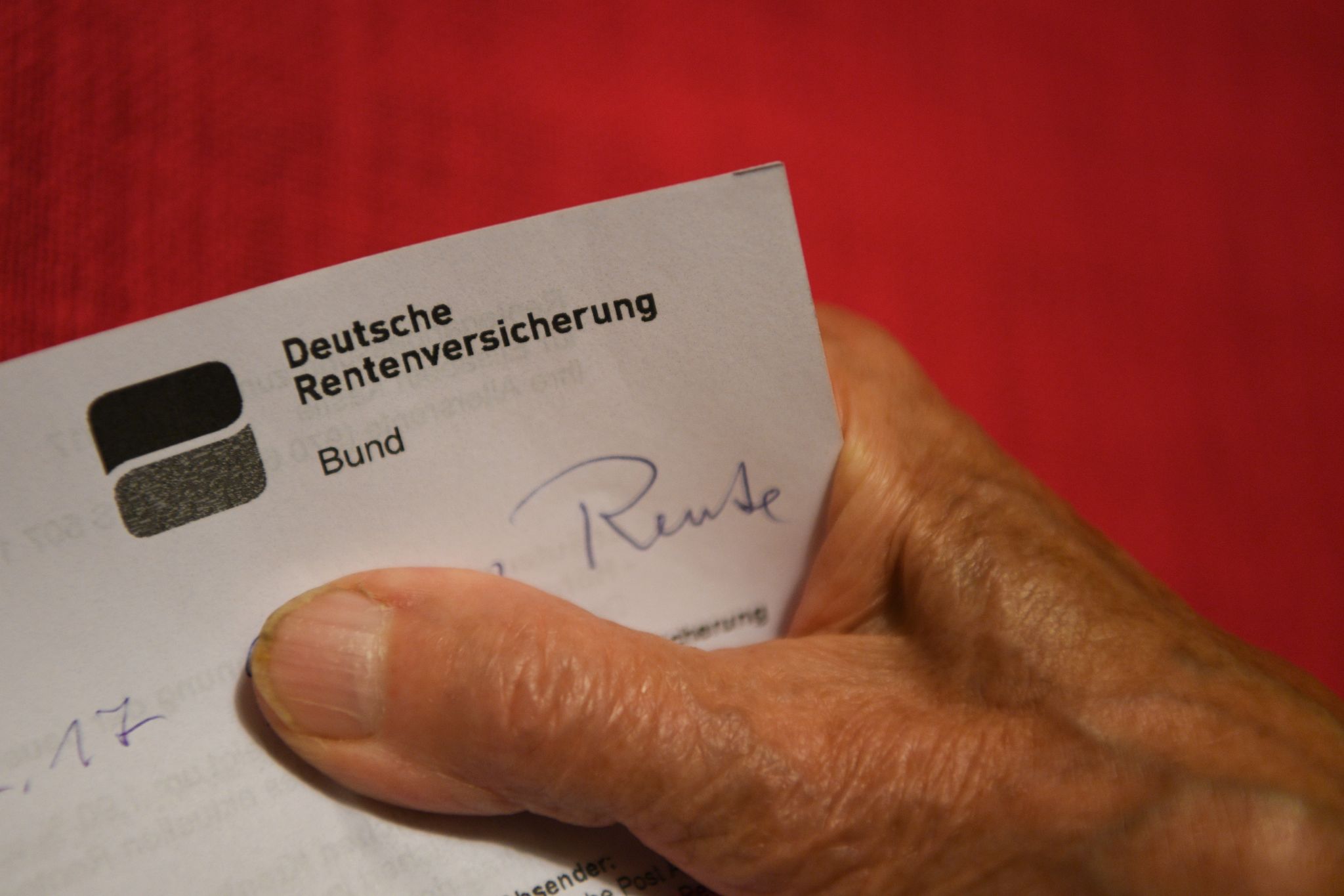 Neues Rentenalter? Reformdebatte geht weiter