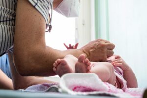 RSV-Prophylaxe für Babys: Das sollten Eltern wissen