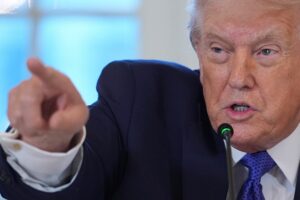 Trump besteht auf Grönland und warnt vor Russland und China