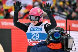 Skispringerin Reisch bei Heim-Weltcup auf Platz vier