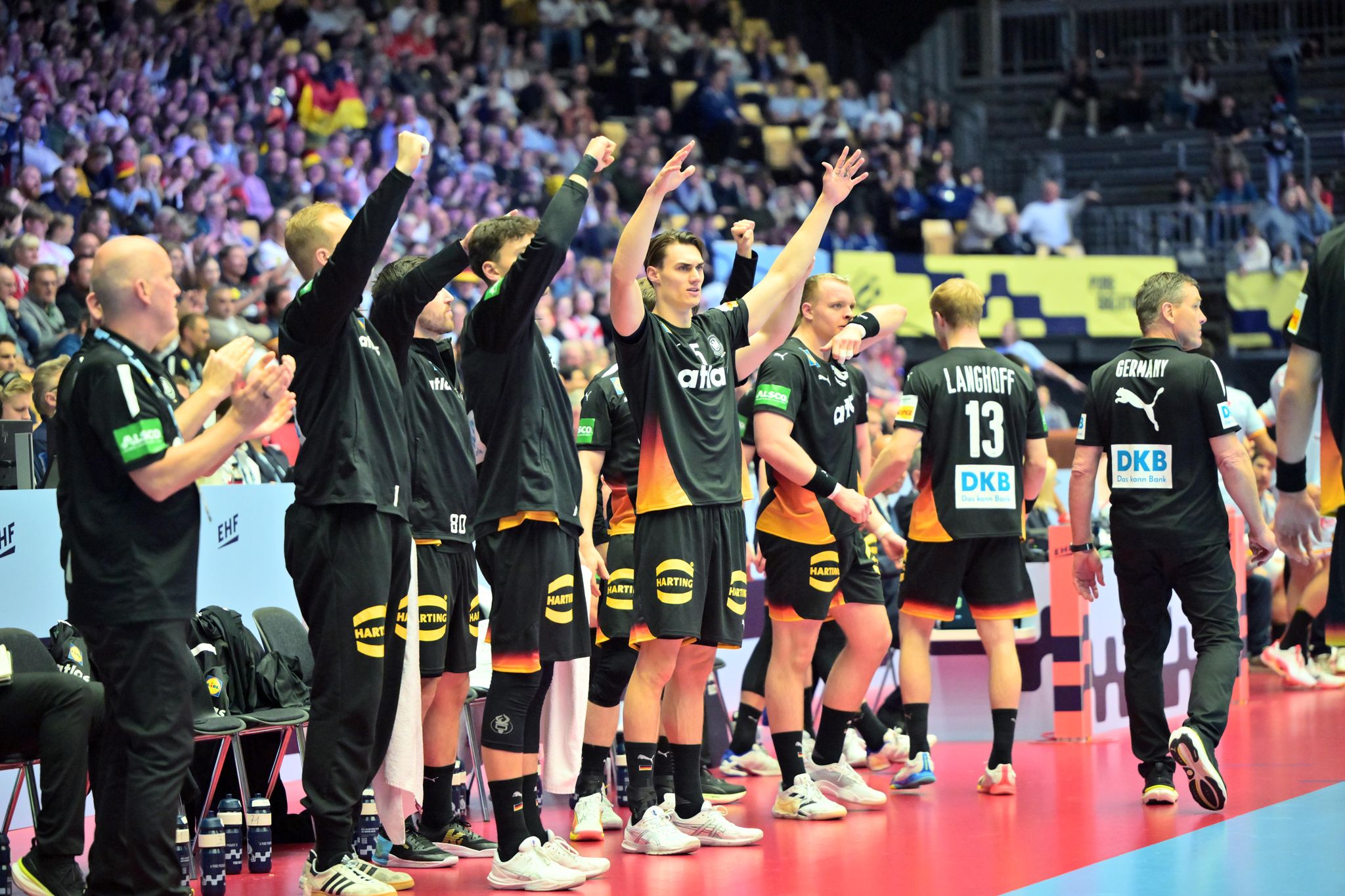 «Erleichtert und stolz»: Handballer wenden EM-Aus ab