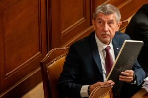 Rentner nach Gehstock-Attacke auf Babis verurteilt