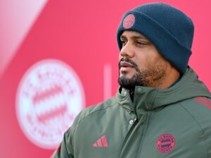 Bayern vor Eindhoven mit Upamecano, Gnabry und Stanisic