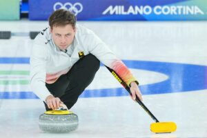 Curling-Männer verpassen Auftakt-Coup gegen Kanada