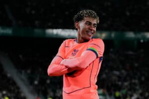 Barça gewinnt 3:1 in Elche – Flick behauptet Tabellenspitze