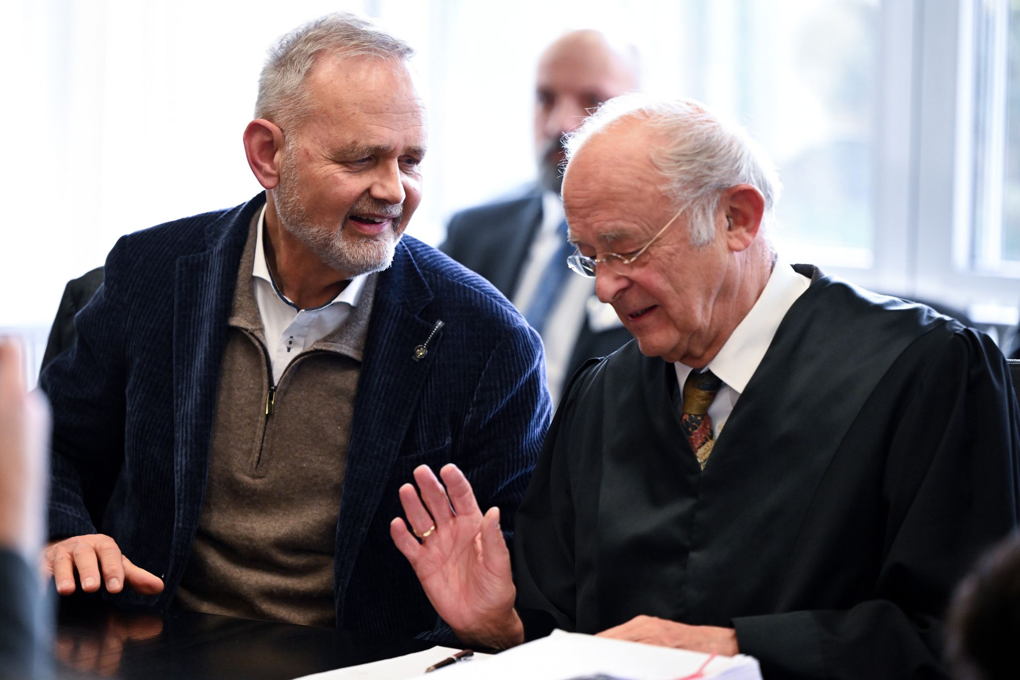 Streit um Abtreibungsverbot – Teilerfolg für Chefarzt