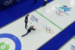 Licht aus: Panne zu Beginn des olympischen Curling-Turniers