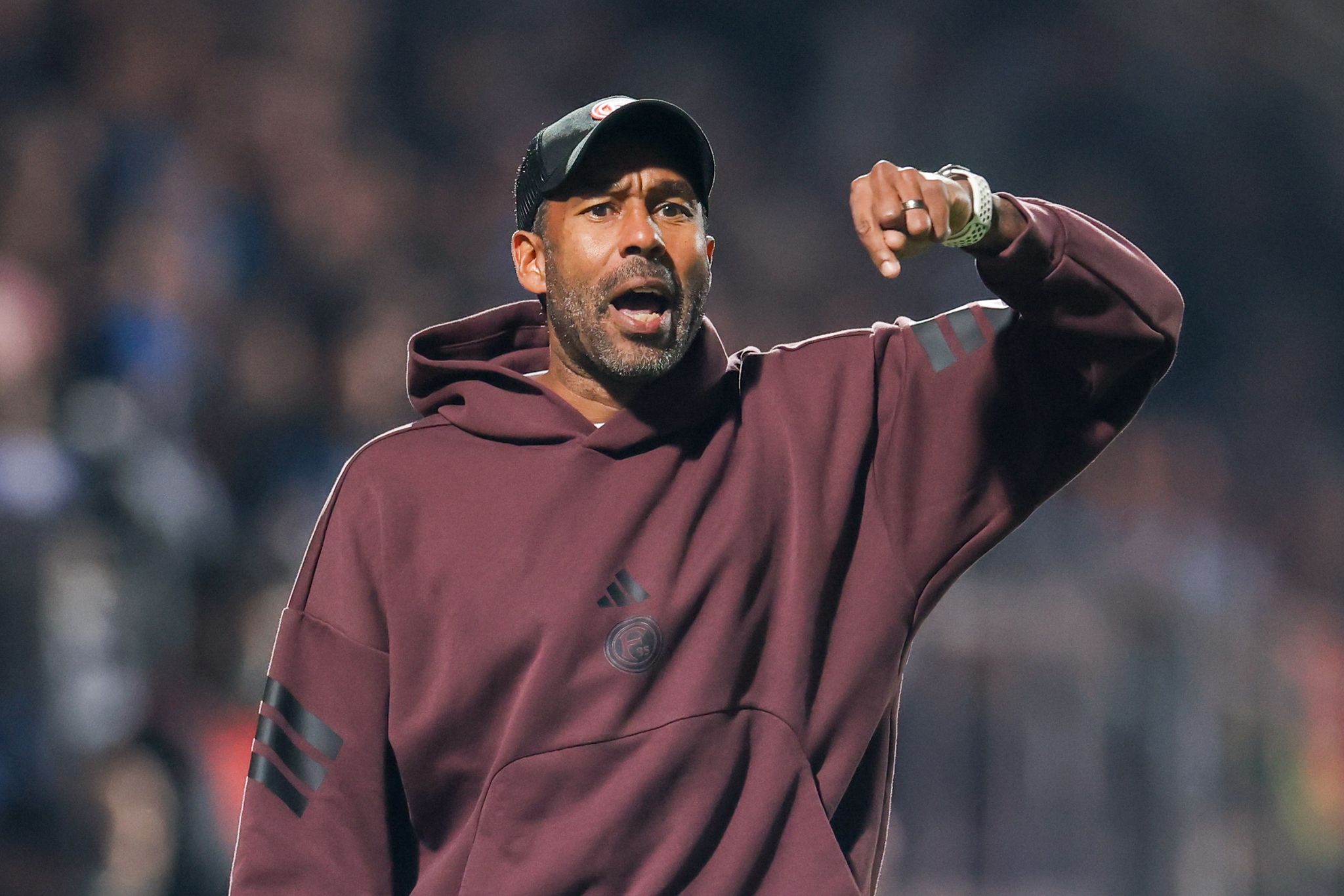 Nach zwei Absagen: Werder holt Ex-HSV-Trainer Thioune