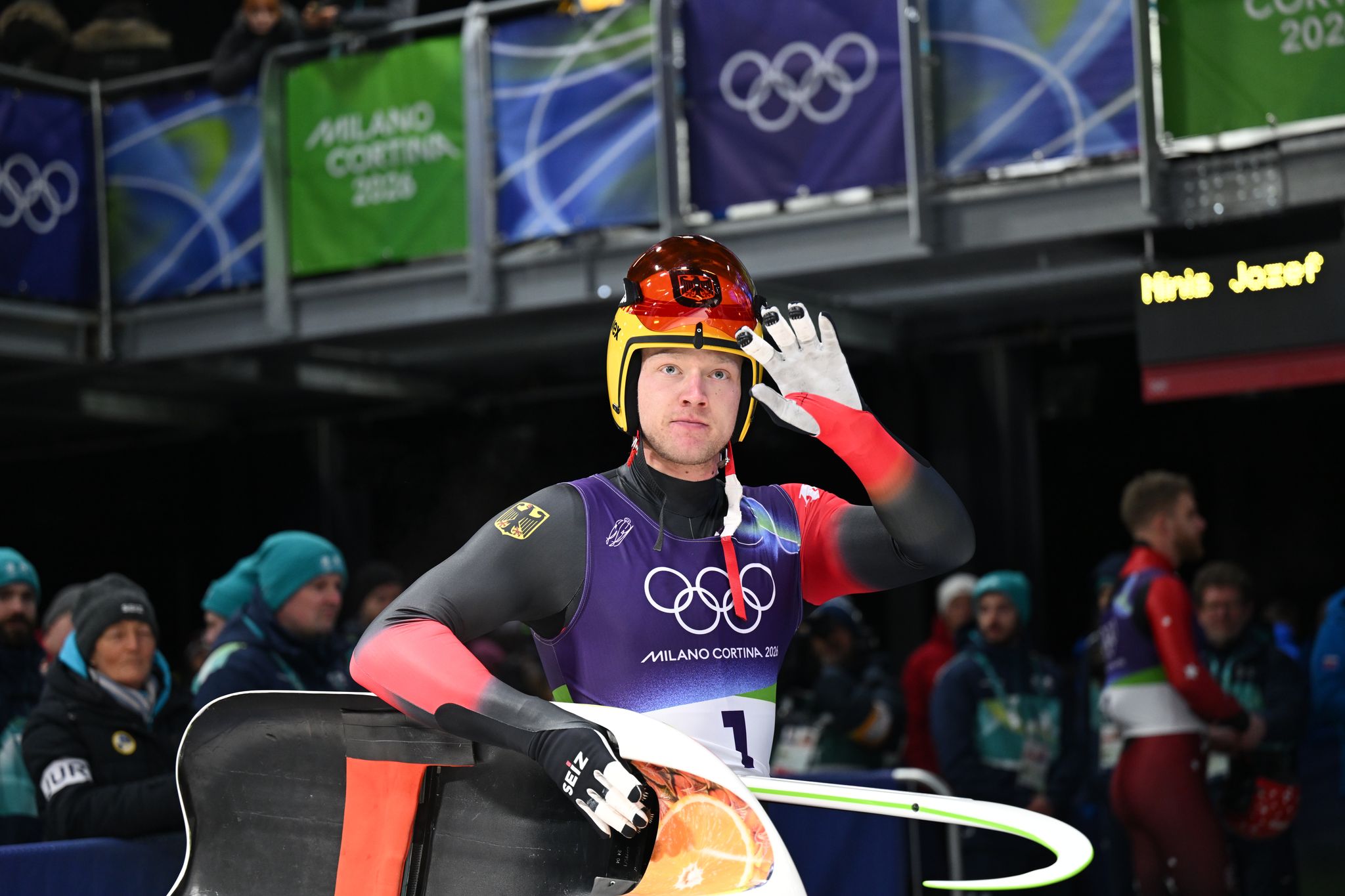 Trotz steifem Hals: Rodler Langenhan auf Goldkurs