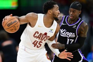 Berichte: Dennis Schröder wechselt schon wieder